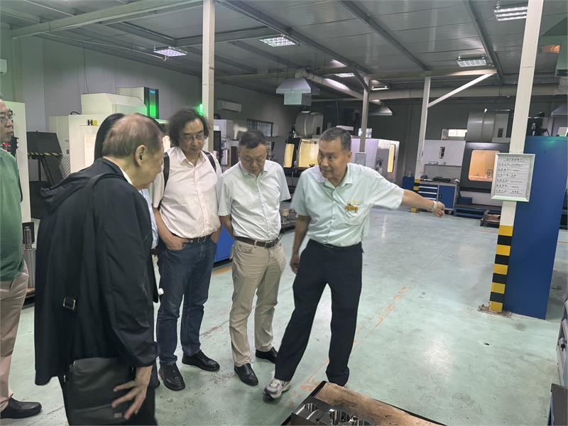 上海市紧固件工业协会三届二次理事会（扩大）会议
