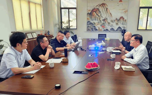 浙江省紧固件产业技术联盟主席蔡正雄及秘书长陈九州一行到访斯凯孚参观交流