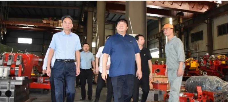 思进智能特长型智能零件冷成形装备SJBF-304LL顺利通过验收