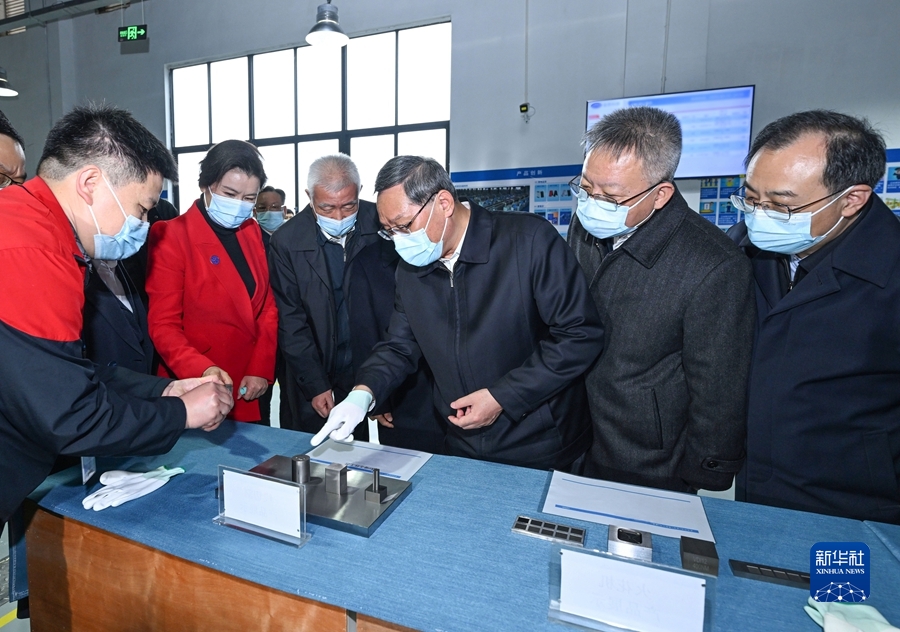李强在湖南调研时强调 大力发展先进制造业 坚定不移筑牢实体经济根基