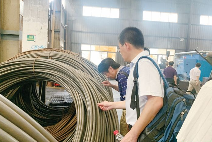 大连理工大学宁波研究院专家调研镇海紧固件产业