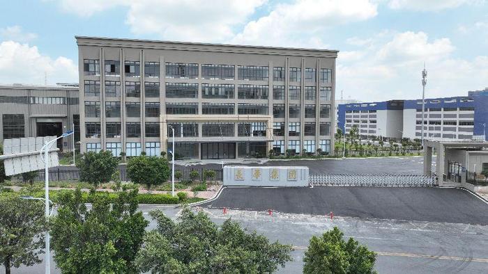 长华集团、超捷股份押注人形机器人,技术高要求催生行业新变量