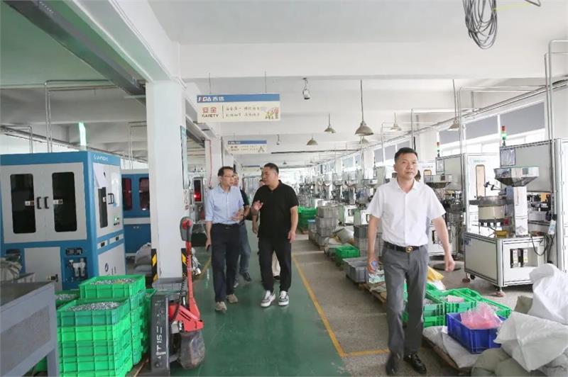 乐清市紧固件行业协会，中国机械通用零部件协会紧固件分会，考察