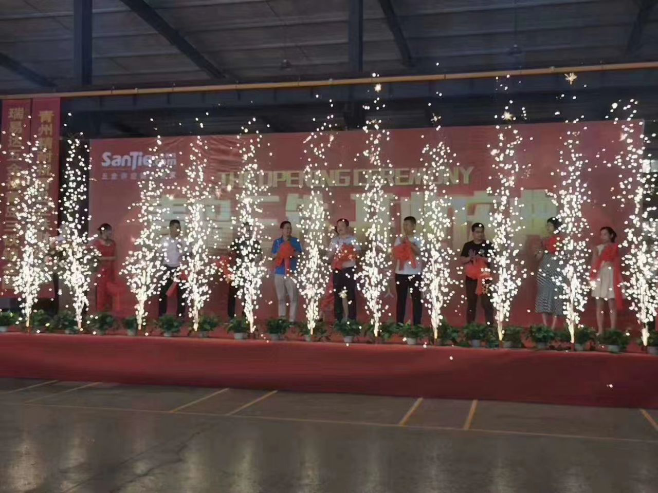 三块神铁青岛云仓盛大开业,构建胶东五金商业新格局