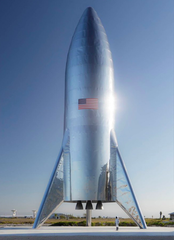 为何特斯拉的马斯克选用不锈钢造太空飞船？