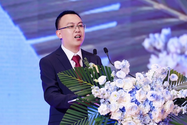 会长 徐洲.jpg